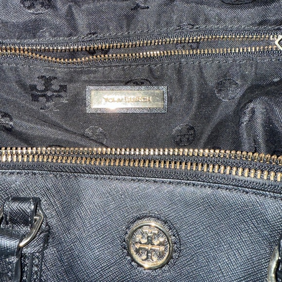 Tory Burch Saffiano Black Robinson Tote - Picture 6 of 9